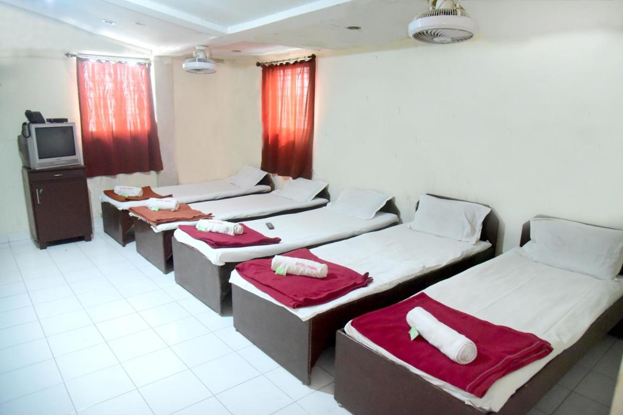 Hotel Parag Pune Esterno foto